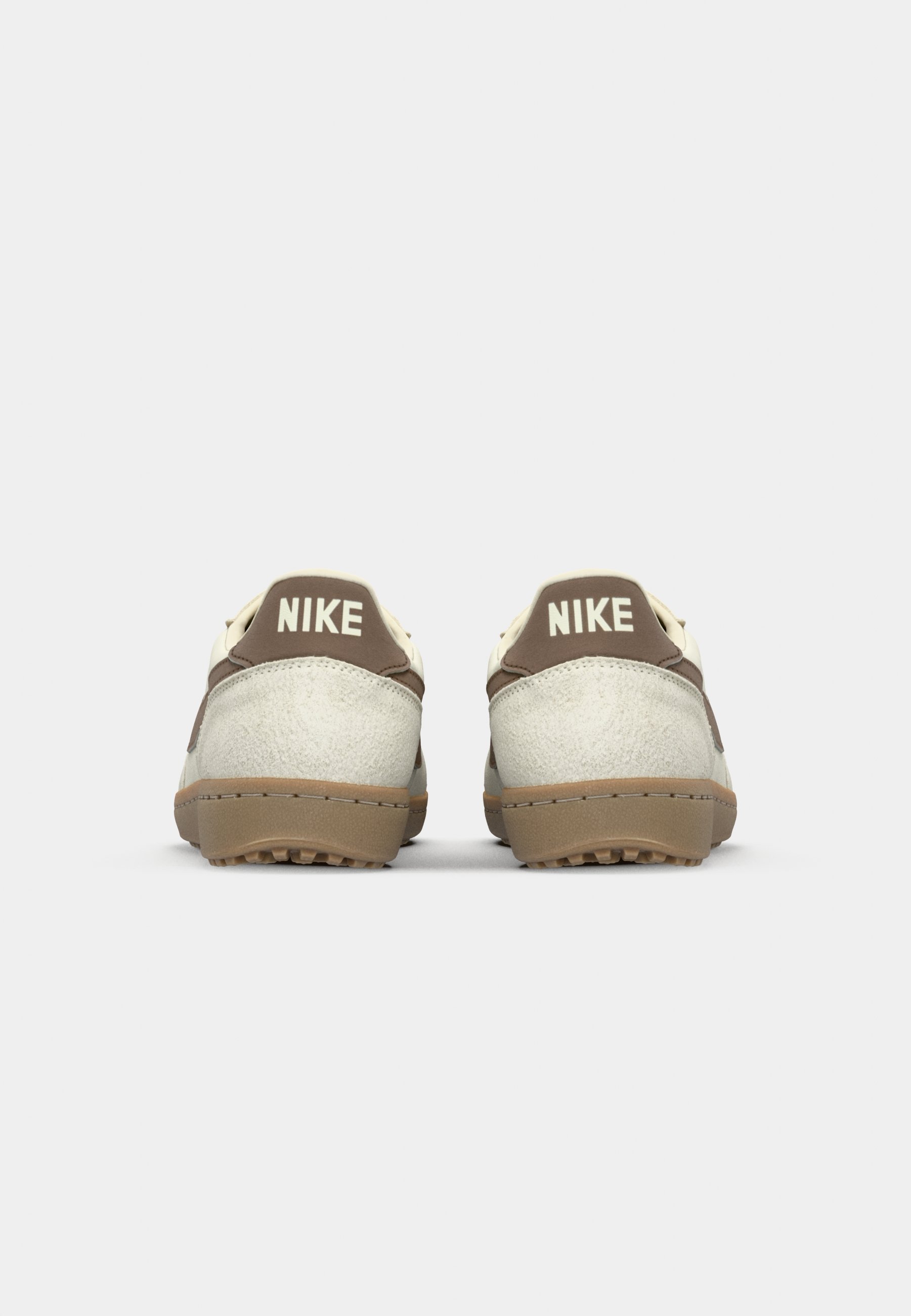Nike Sportswear FIELD GENERAL - Trainers - beach/cacao wow