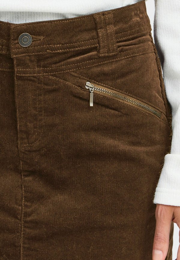 FRTean - Pencil skirt - rain drum4