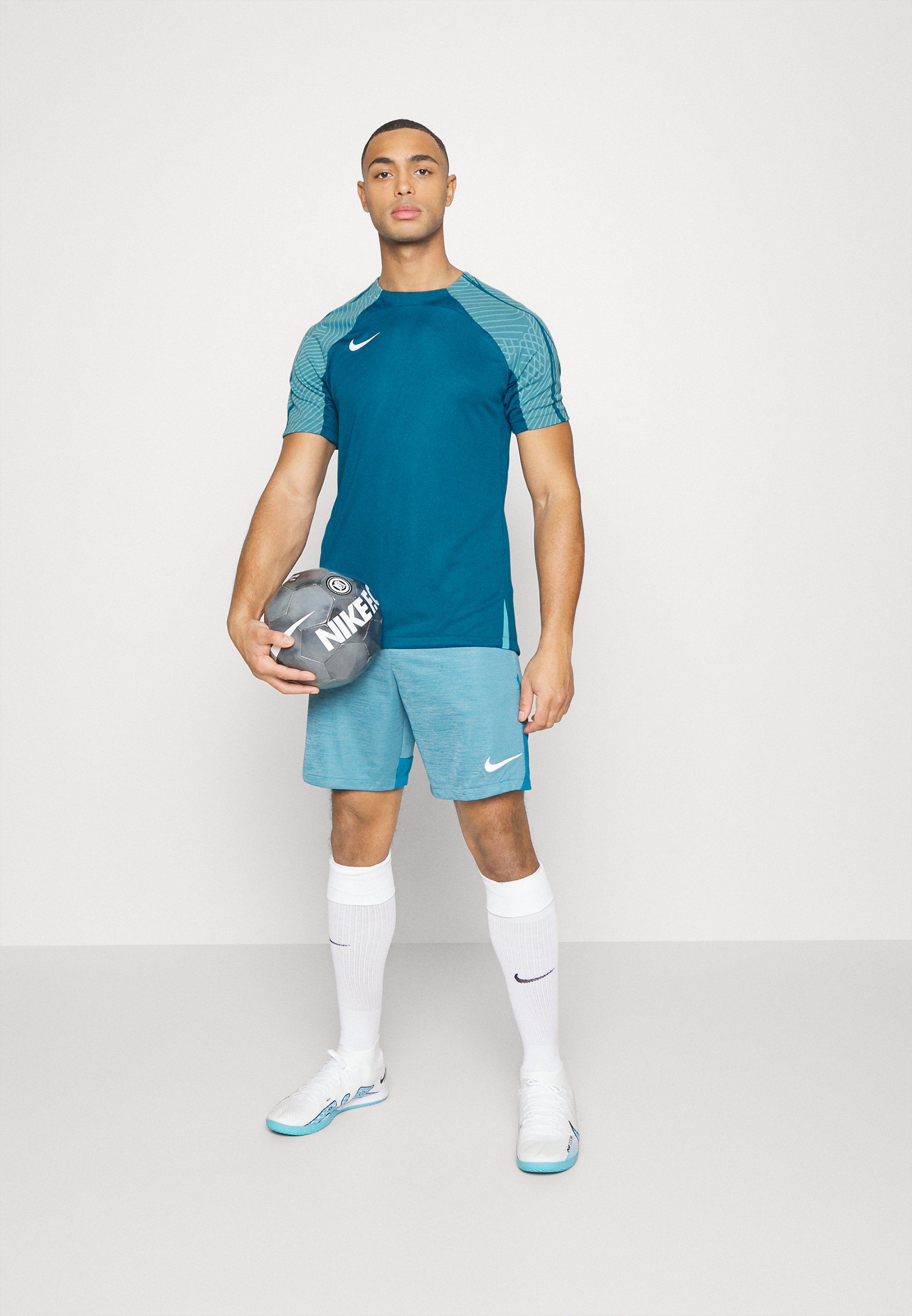 blue nike strike