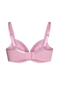 Sujetador acolchado rosa claro con tirantes ajustables y cierre trasero de tres ganchos, mostrado desde atrás sobre un fondo blanco.