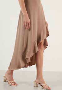 LELA REGULAR FIT - Trapecinis sijonas - mink