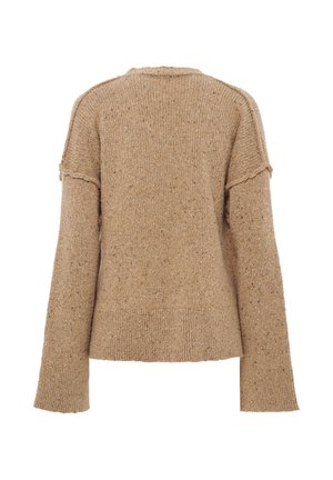 Pull en tricot de couleur marron clair, avec une coupe décontractée, des poignets côtelés et une finition texturée parsemée de touches de couleurs plus foncées.