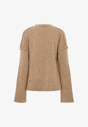 Pull en tricot de couleur marron clair, avec une coupe décontractée, des poignets côtelés et une finition texturée parsemée de touches de couleurs plus foncées.