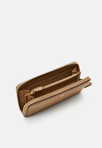 Lauren Ralph Lauren LEATHER CONTINENTAL WALLET - Maks - camel