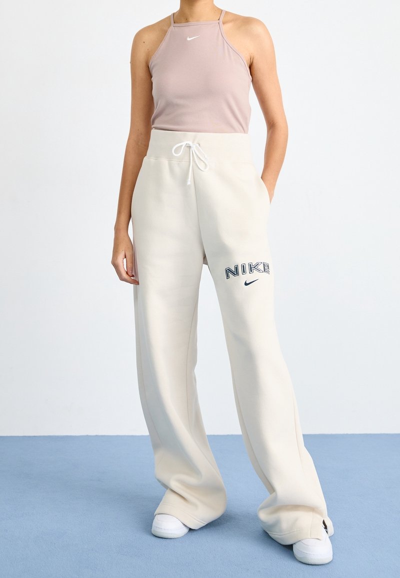 Adidas Sportswear Ensemble Survetement Beige Femme Nike Sportswear