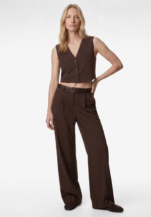Koton, STRIPED  - Stoffhose - brown