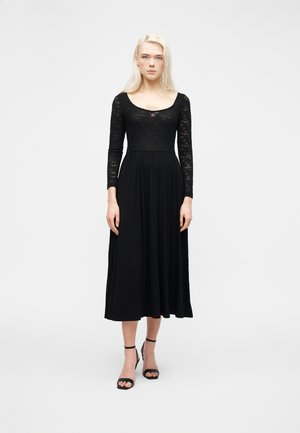 DROPWAIST DRESS - Robe de jour - black