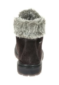 Brązowy zamszowy botek za kostkę z szarym sztucznym futrem na górze, gumową podeszwą i mocnymi detalami przeszycia, oferujący przytulny wygląd i wsparcie.