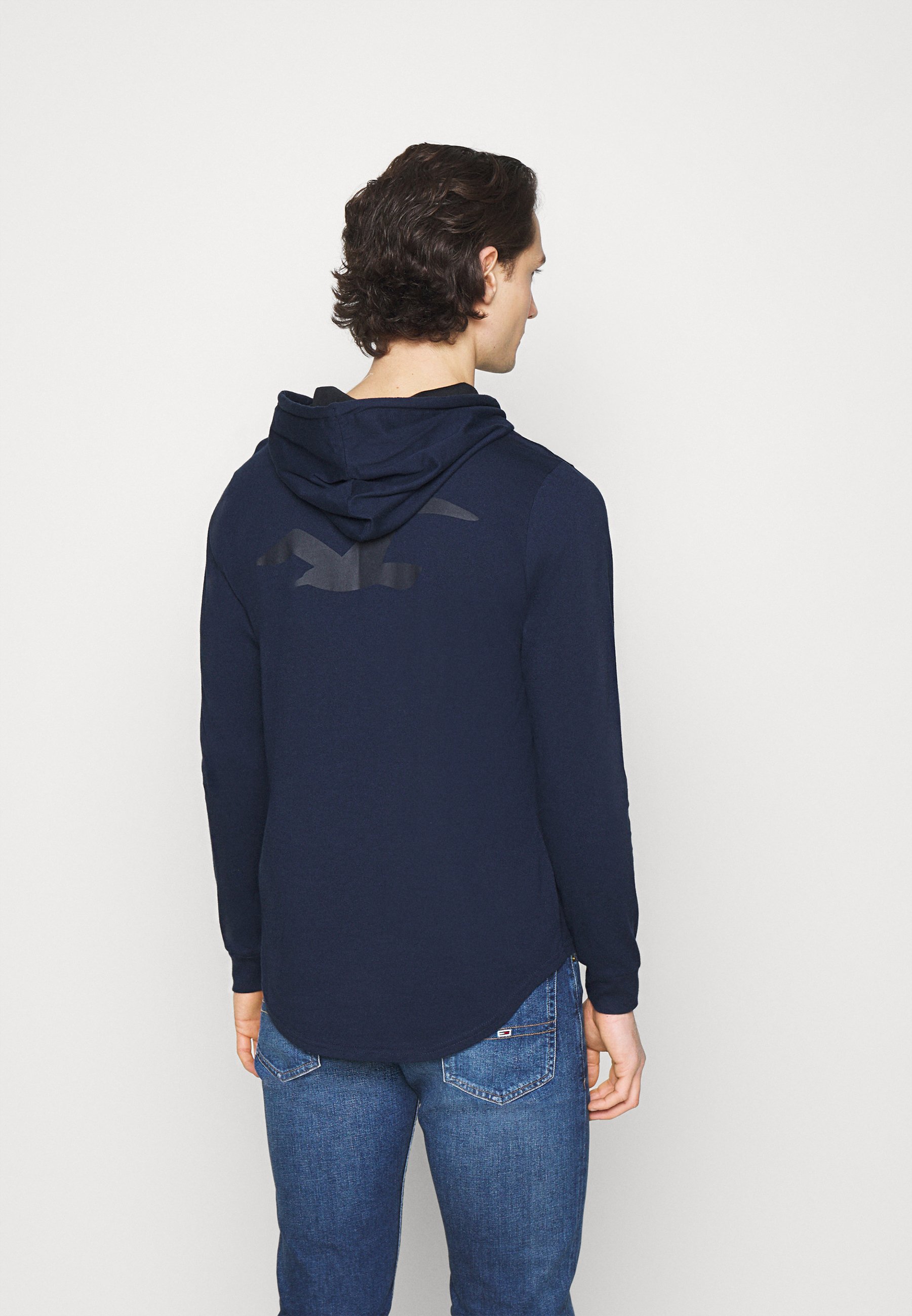 Hollister Co. ICONIC HOODS - Camiseta de manga larga - navy/azul marino -  Zalando.es