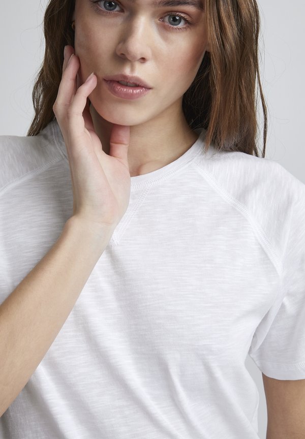 PZBRIT - Basic T-shirt4