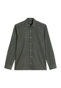 Chemise à manches longues vert foncé en tissu texturé, avec une fermeture à boutons sur le devant et une poche poitrine simple, dotée d'un col classique.
