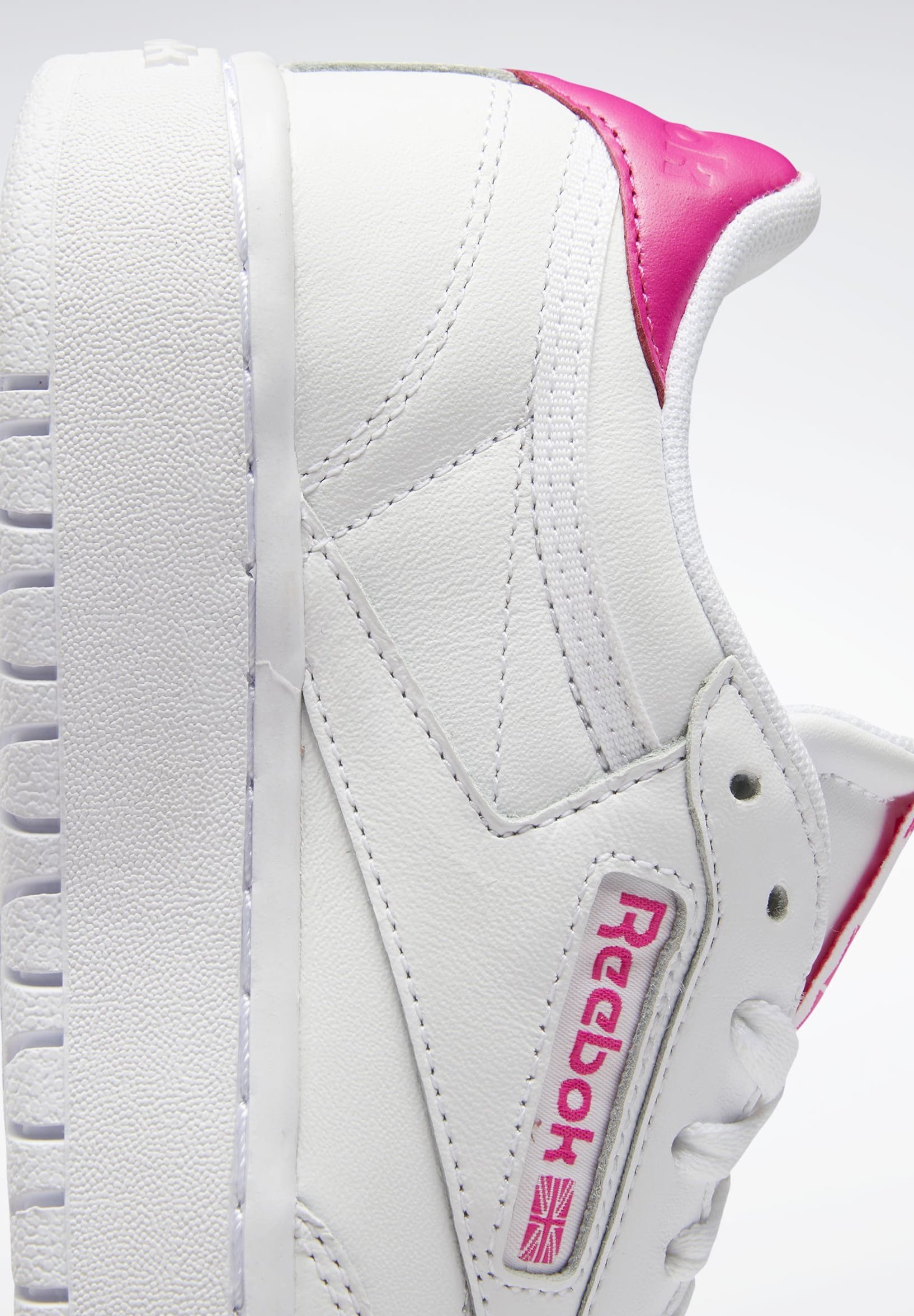 Reebok Classic CLUB C DOUBLE Joggesko whitewhitepropnk Reebok Classic CLUB C DOUBLE Joggesko whitewhitepropnk