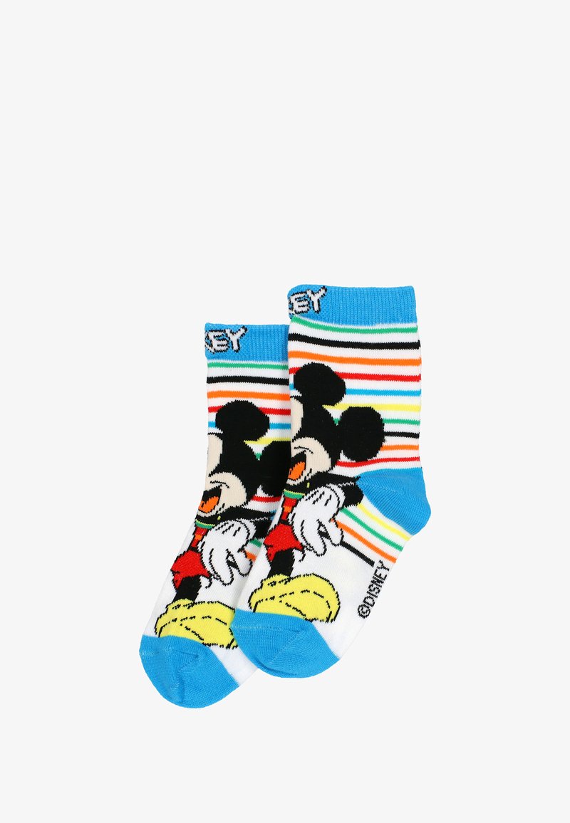 Une paire de chaussettes pour enfants avec des rayures colorées et un grand graphique de Mickey Mouse, avec des bords et des bouts de couleur bleue.