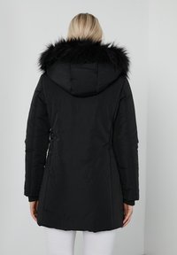 LELA Téli kabát - black