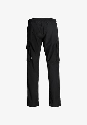 Pantalon cargo noir avec une taille élastique, deux poches latérales, et un tissu lisse et léger avec une coupe droite.