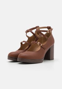Anna Field Wide Fit Apavi ar platformu un papēžiem - cognac