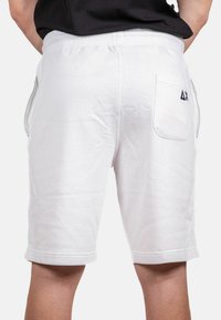 Sun68 BERMUDA BASIC - Pantaloni sportivi - bianco