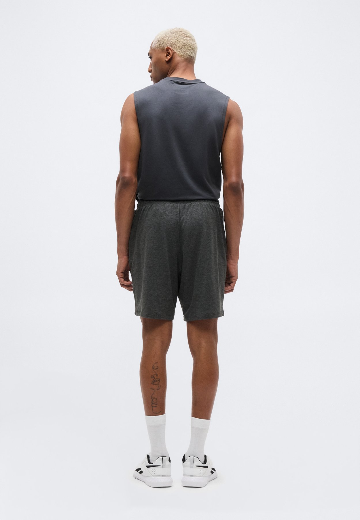 ATHLETE OFF DAY SHORT