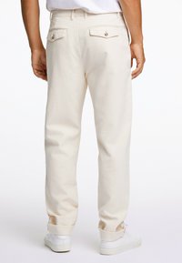 Lindbergh WIDE FIT  - Broek - cream white