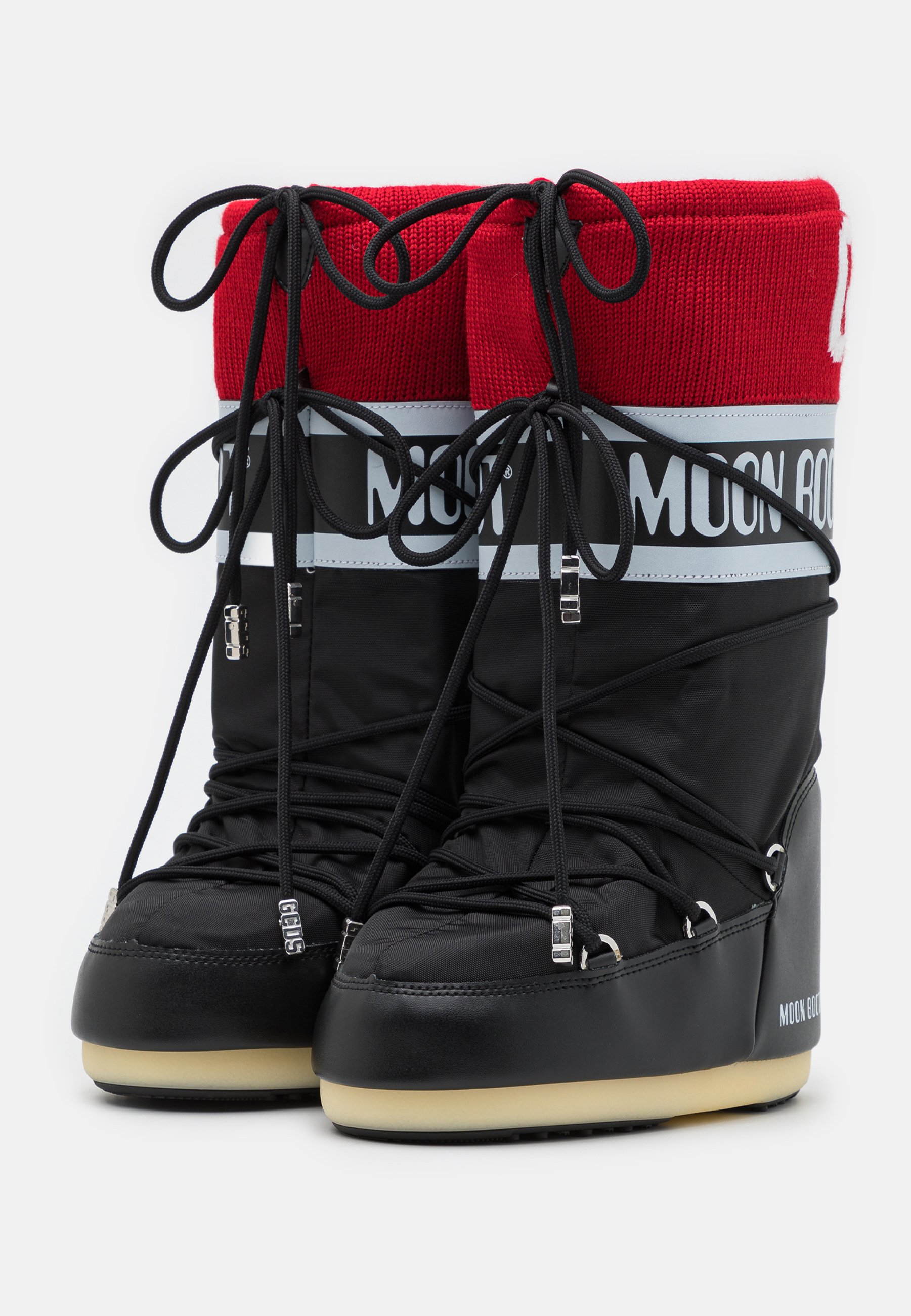 moon boot classic black