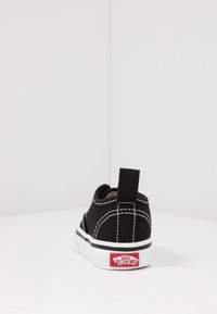 Vans AUTHENTIC ELASTIC LACE UNISEX - Tenisky - black/true white