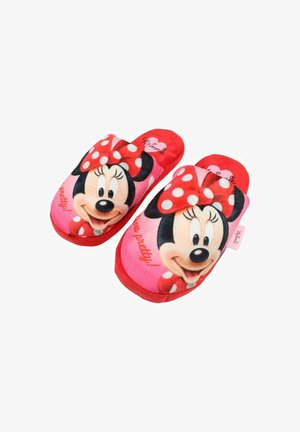 Chaussons en tissu rouge et rose présentant une grande image imprimée d'un personnage de dessin animé avec des pois sur le nœud et le texte "Tu es jolie !"