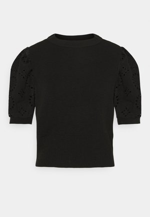 Groene MINUS T-shirt MAIKA 2/4 SLEEVE KNIT T-SHIRT Groene MINUS T-shirt MAIKA 2/4 SLEEVE KNIT T-SHIRT