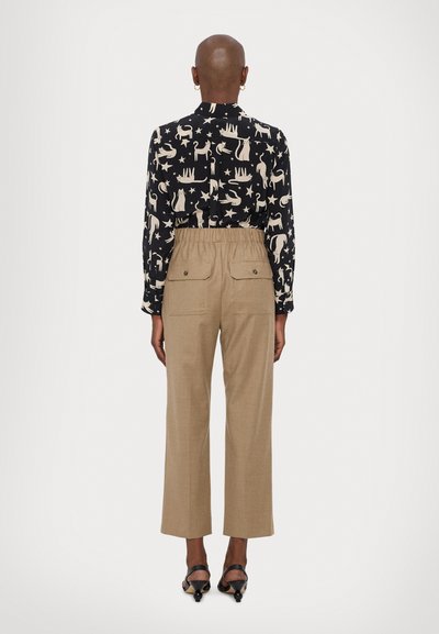 WEEKEND MaxMara HATELEY - Hlače - cammello