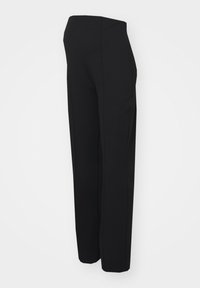 Svarta vida byxor i ett slätt tyg, med hög midja och rena linjer. Har fickor och en minimalistisk design.