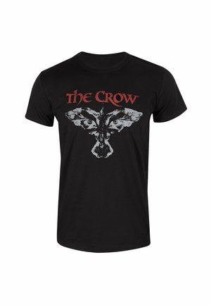Czarny t-shirt z nadrukiem kruka i napisem "The Crow" w kolorze czerwonym, okrągły dekolt, krótkie rękawy, materiał bawełniany.