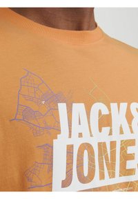Jack & Jones Tričko s potlačou - tangerine