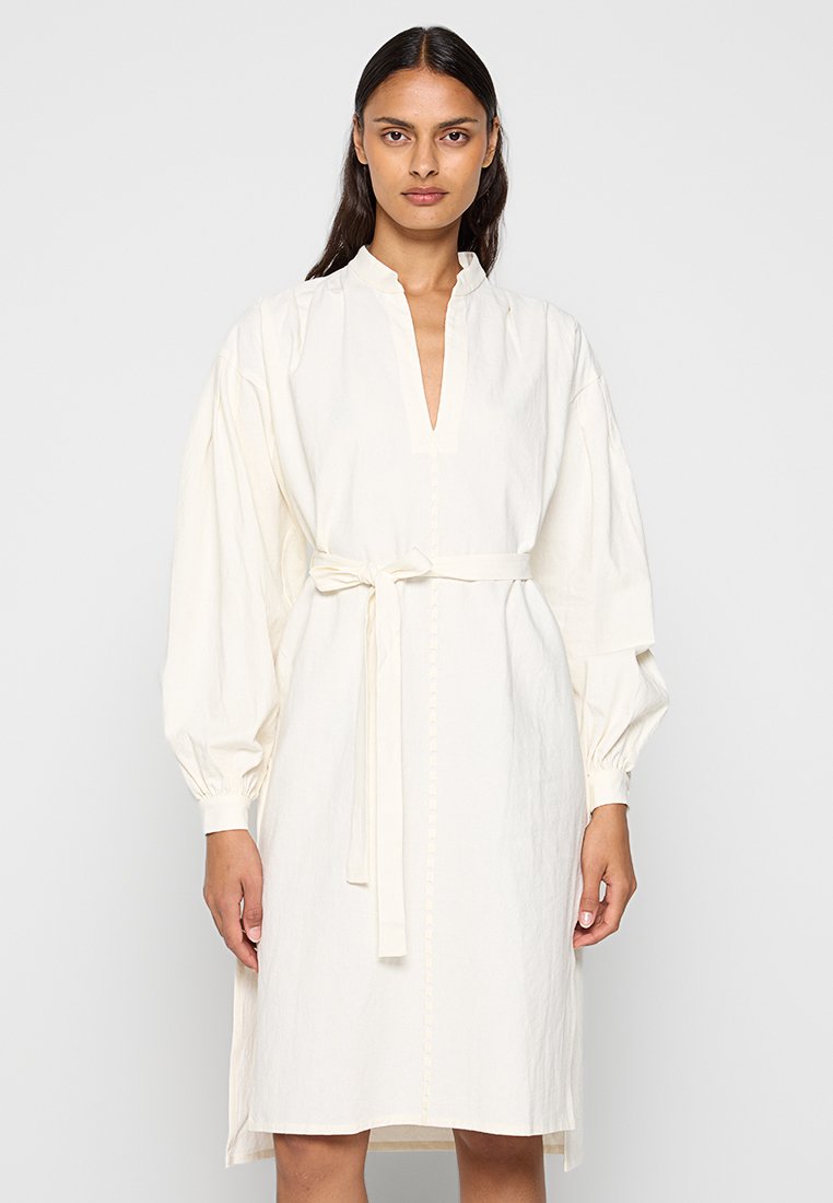 & Other Stories Blousejurk crème & Other Stories Blousejurk crème