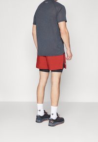 Under Armour Pantaloncini 2 in 1 - orange