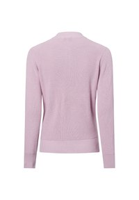 Světle fialový pletený svetr s dlouhými rukávy, žebrovanými manžetami a lemem. Jednoduchý design bez dalších ozdob nebo vzorů.