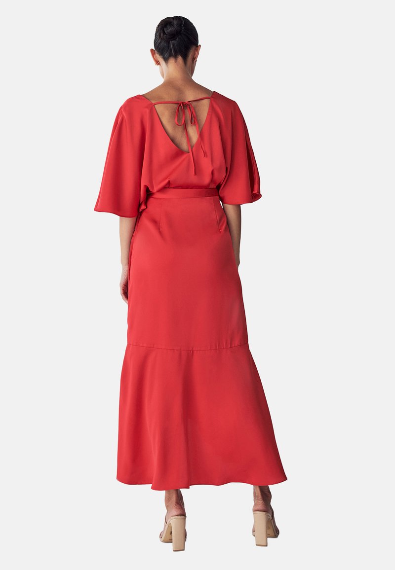 strapless open back dress Red Tropical Print Ruffle Maternity Midi Dress – PinkBlush main image 1