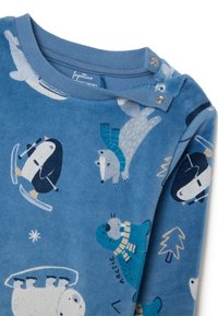 Chemise à manches longues bleu thermique avec des motifs animaux, featuring des ours polaires et des pingouins. Tissu doux avec un col rond et des boutons à pression.
