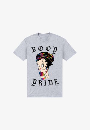 Szary bawełnowy t-shirt z grafiką postaci z krótkimi czarnymi włosami, kolorowymi kolczykami i kapeluszem z tęczowym akcentem, z napisem "BOOD PRIDE".