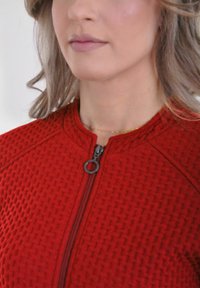 Navigazione Leichte Jacke - rot