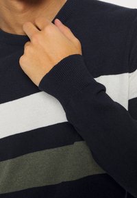 Brave Soul Svetr - blue