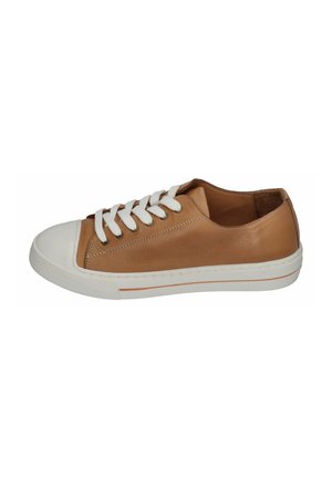 Trainers - brown