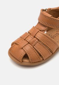 Bisgaard CARLY UNISEX koniakowy