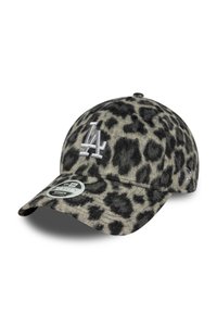 Leopard-patterned cap made of soft fabric, featuring a curved brim, embroidered logo in white, and a band with size label on the inside.