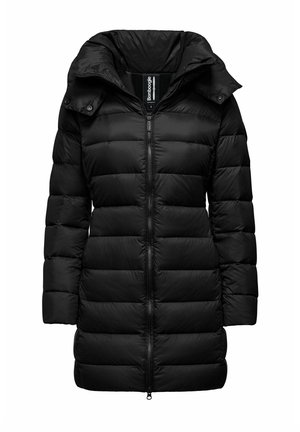 Sort dunjakke med høj krave, fuld lynlås og trykknapdetaljer. Har et quiltet design og en hætte for ekstra varme.