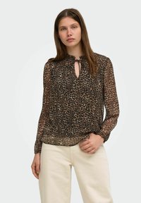 Unselected, silver mink