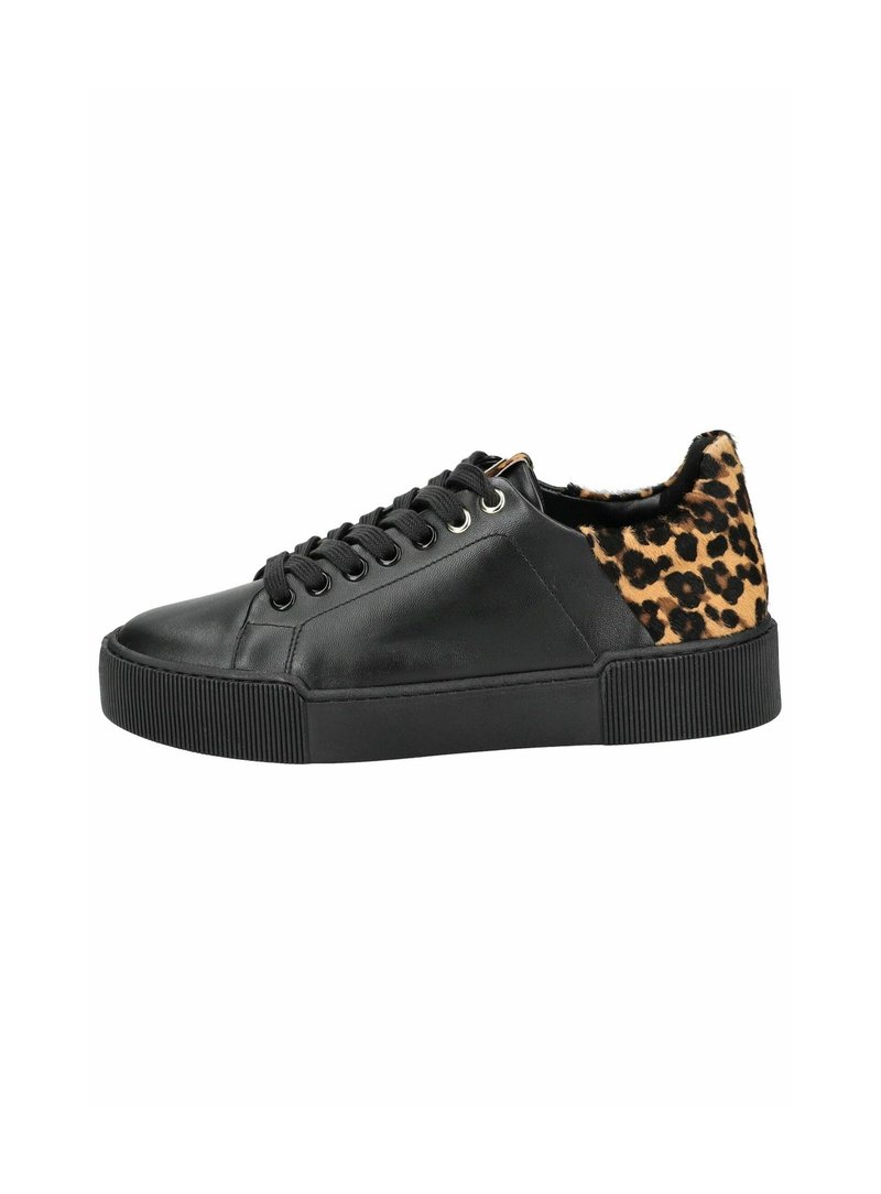 Schwarzer Sneaker mit einer glatten Leder-Oberfläche und Gummisohle. Leoprint-Fellakzent an der Ferse. Runde Zehenform und flache Schnürsenkel.