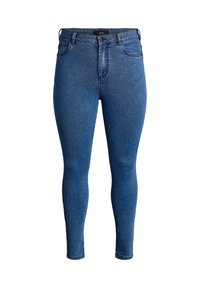 Jeans ajustados de mezclilla azul con cintura alta, elaborados en tejido de denim, que cuentan con un diseño clásico de cinco bolsillos y un cierre de cremallera con botón.