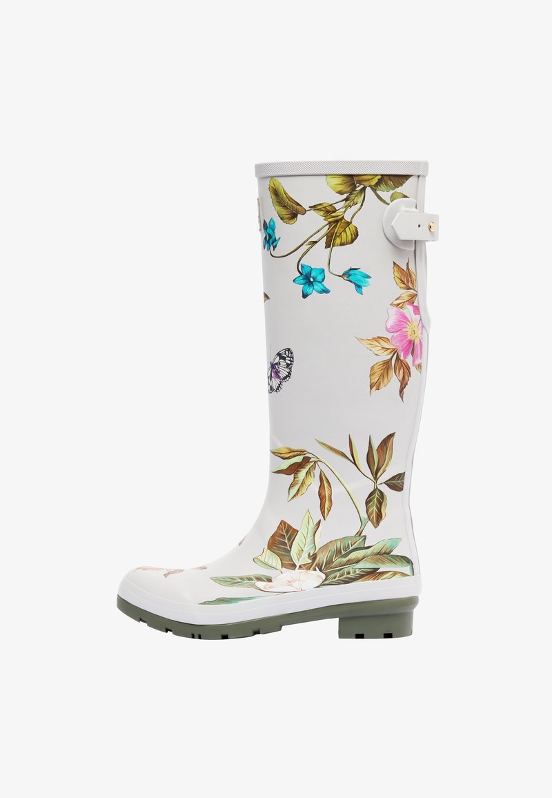 Botas de lluvia blancas con estampado floral y suela verde, que cuentan con un acento de correa lateral y una textura suave para resistencia al agua.