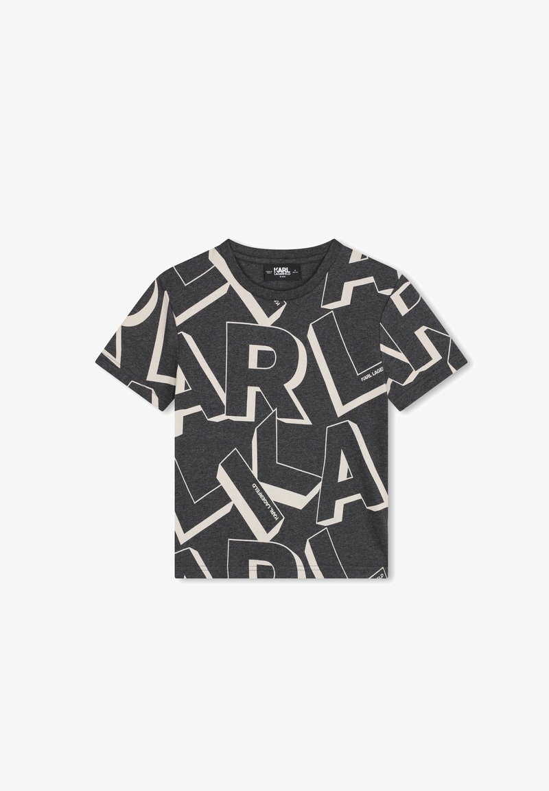 T-shirt grigio a maniche corte con lettere bianche in grassetto a contrasto e in un motivo ripetuto. Materiale in cotone e design a collo rotondo.
