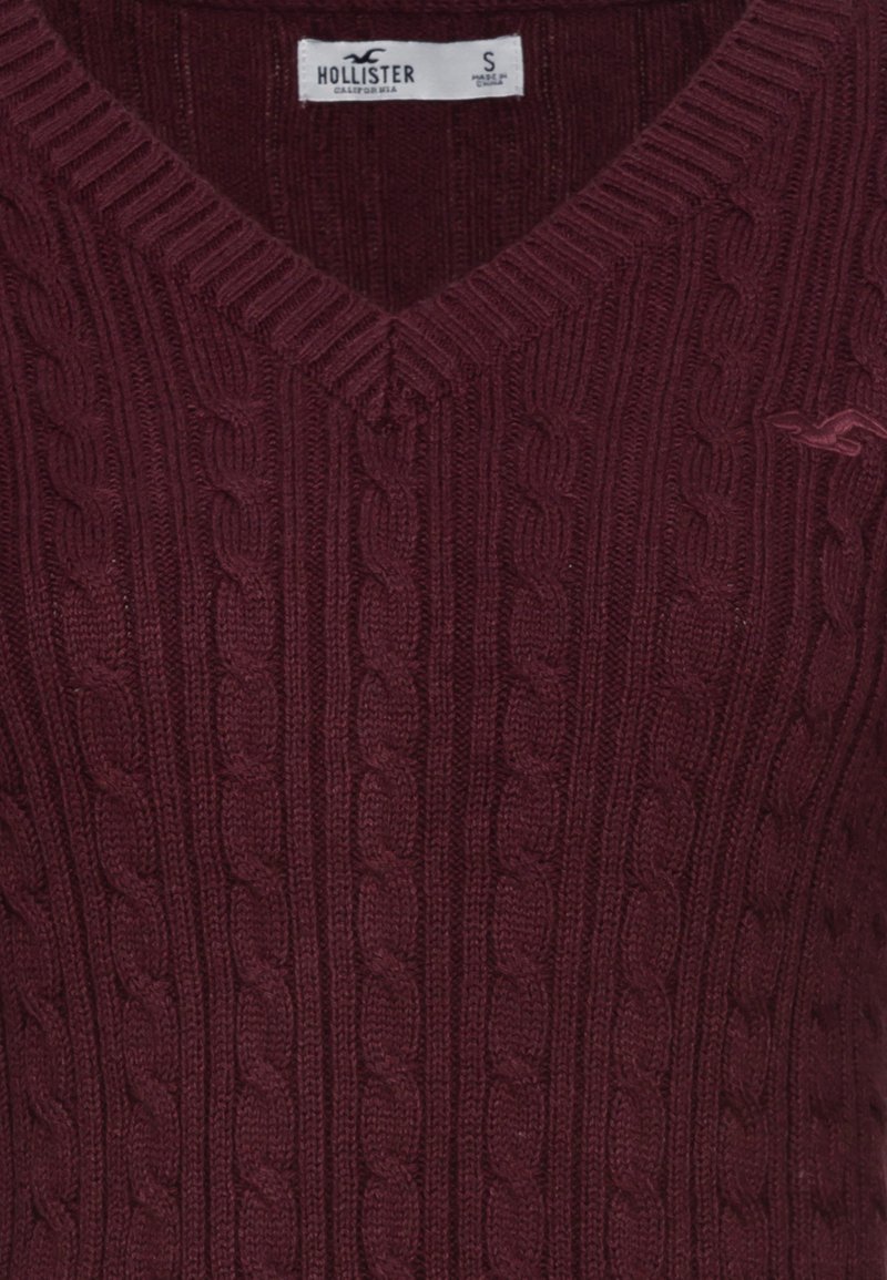 Hollister ICON CABLE VNECK UPDATE Jumper wine tasting/dark
