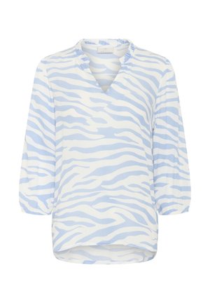 Lätt blus med V-ringning, blå och vita zebra-ränder, puffärmar och en något längre bakfåll. Strukturerad tyg.